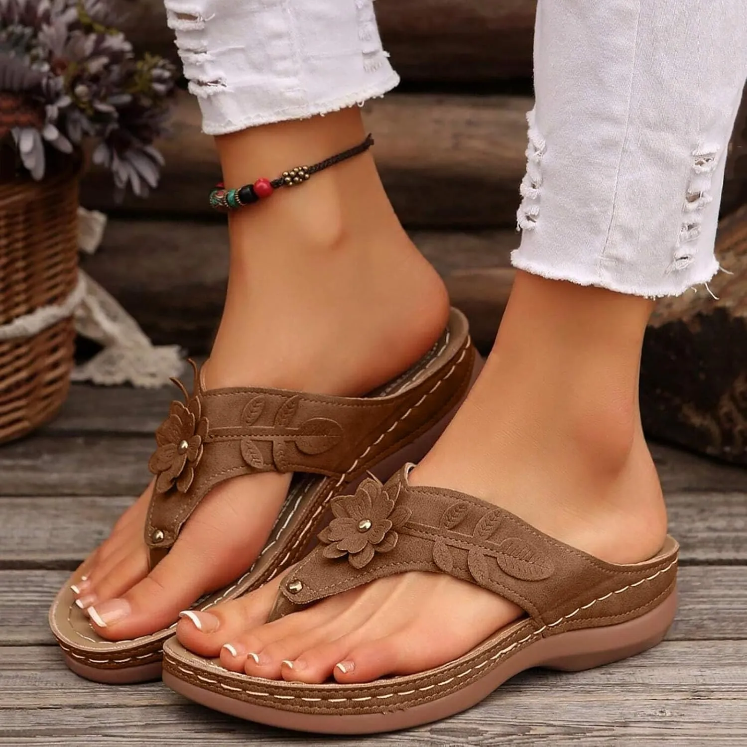 Arch Support Flip Flops for Women,Orthopedic Sandals for Women 2025 Dressy Summer Shoes Comfortable Walking Shoes Cushion Platform Beach Slippers Dressy 2025