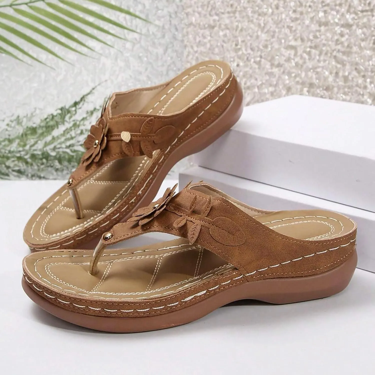 Arch Support Flip Flops for Women,Orthopedic Sandals for Women 2025 Dressy Summer Shoes Comfortable Walking Shoes Cushion Platform Beach Slippers Dressy 2025